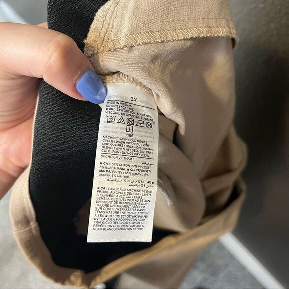 Old Navy High-Waisted Pull-On Pixie Wide-Leg Pants - Picture 14 of 14